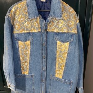 VINTAGE LINED JEAN JACKET w/ GOLD LACE DETAIL